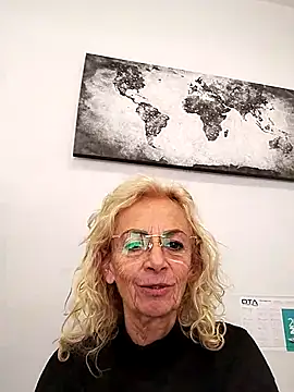 clarabell4 online show from 04-23-26, 12:29