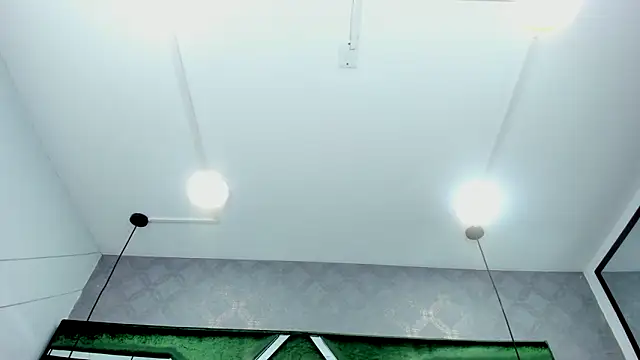 ThaliaCross online show from 10-15-25, 12:27