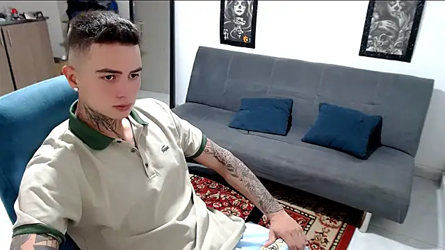 santii ss online show from 11-08-25, 03:56