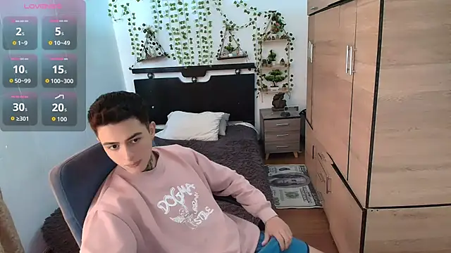 santii ss online show from 04-26-26, 03:21