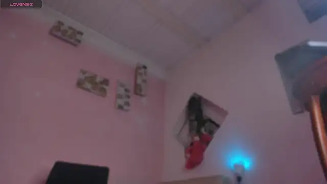 Chloe cooperr online show from 01-11-26, 04:28