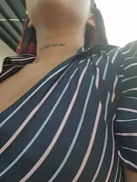 Yessica Lopezz online show from 12-02-25, 12:21