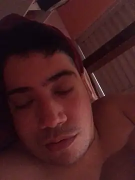 Paulo199117 online show from 10-27-25, 06:23