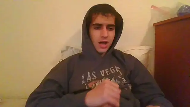 Snapshot of foxyboyy chatting on 01-19-26, 09:02 foxyboyy online show from 01-19-26, 09:02