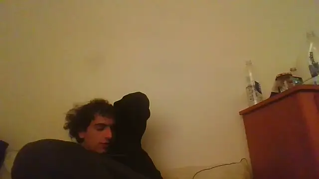 Snapshot of foxyboyy chatting on 02-04-26, 06:19 foxyboyy online show from 02-04-26, 06:19