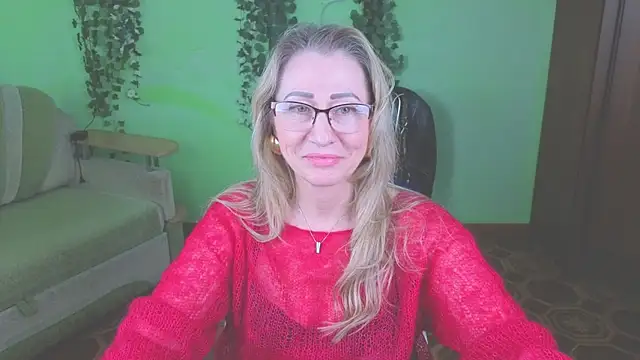 Snapshot of Habibi_Honeyy chatting on 05-26-26, 01:18 Habibi Honeyy online show from 05-26-26, 01:18
