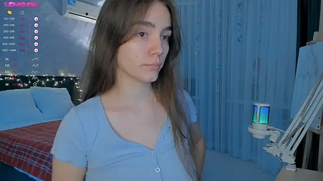 sweete chantal online show from 10-20-25, 05:46