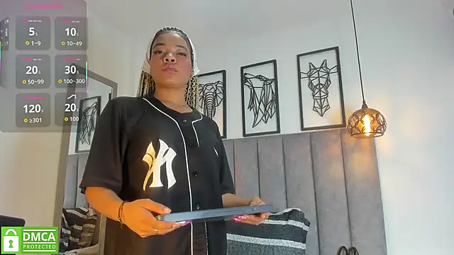 Gia Scott online show from 11-23-25, 08:19