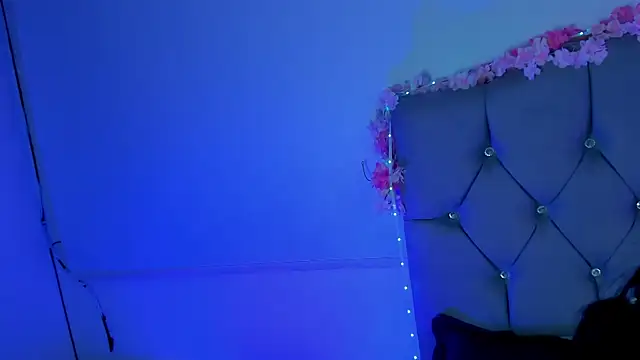 antonieta23 online show from 12-20-25, 03:13