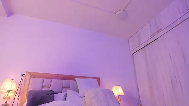 megan rous  online show from 04-14-26, 03:12