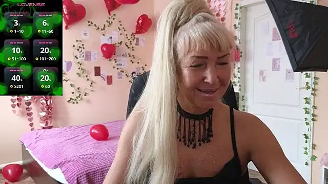 Laura Gol online show from 02-20-26, 04:53