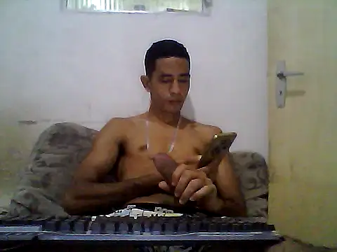 Snapshot of malvadinho69134 chatting on 10-09-25, 05:49 malvadinho69134 online show from 10-09-25, 05:49