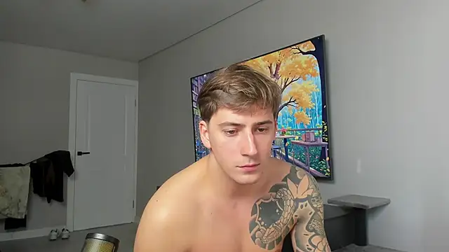 DaniHort online show from 03-29-26, 07:41