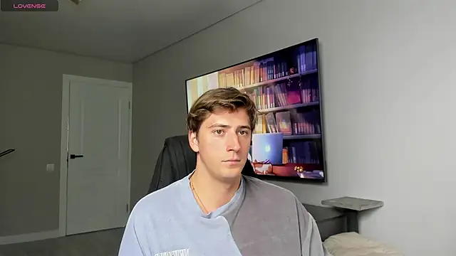 Snapshot of DaniHort chatting on 05-10-26, 08:30 DaniHort online show from 05-10-26, 08:30