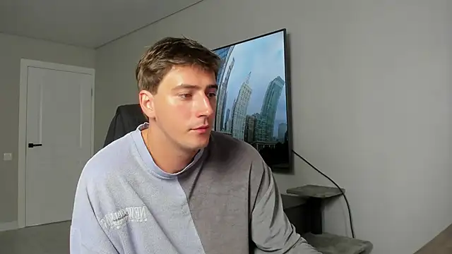Snapshot of DaniHort chatting on 06-01-26, 08:16 DaniHort online show from 06-01-26, 08:16