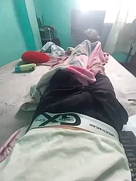 Snapshot of Edu234 chatting on 09-29-25, 04:56 Edu234 online show from 09-29-25, 04:56