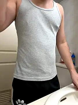 Snapshot of zack23088 chatting on 10-19-25, 12:33 zack23088 online show from 10-19-25, 12:33