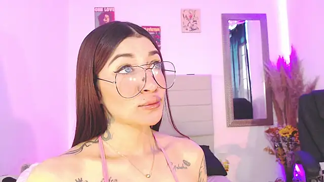 Anna belly online show from 11-21-25, 03:44