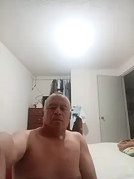 Snapshot of cuntico chatting on 10-23-25, 04:56 cuntico online show from 10-23-25, 04:56