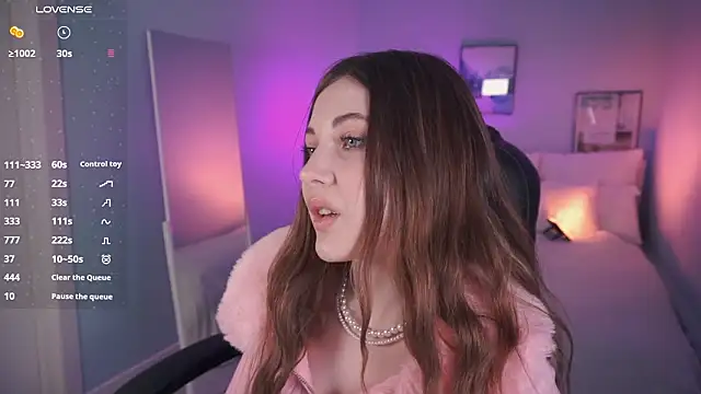 Kimmie shine online show from 03-08-26, 07:56