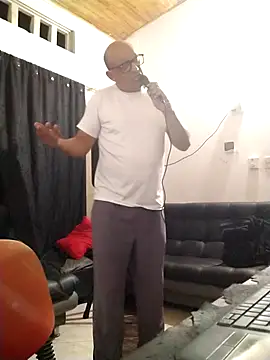 jorge406 online show from 10-31-25, 02:12