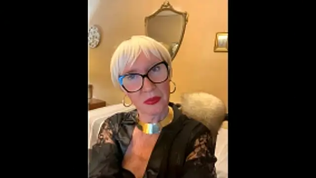 Snapshot of ROBY_SWEETHOT chatting on 01-06-26, 06:22 ROBY SWEETHOT online show from 01-06-26, 06:22