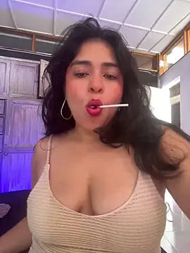 Snapshot of EmilyNoir1 chatting on 04-26-26, 08:06 EmilyNoir1 online show from 04-26-26, 08:06