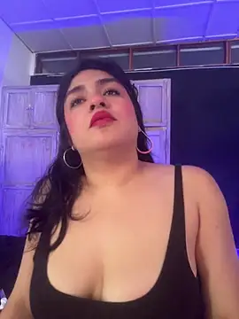 Snapshot of EmilyNoir1 chatting on 05-04-26, 09:44 EmilyNoir1 online show from 05-04-26, 09:44