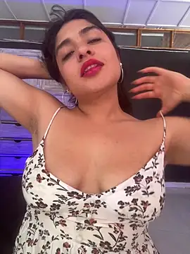 Snapshot of EmilyNoir1 chatting on 05-07-26, 06:46 EmilyNoir1 online show from 05-07-26, 06:46