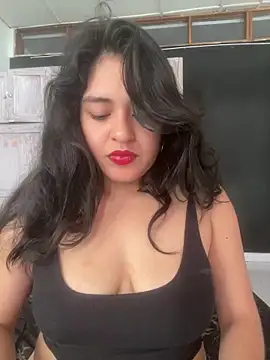 Snapshot of EmilyNoir1 chatting on 05-23-26, 08:57 EmilyNoir1 online show from 05-23-26, 08:57