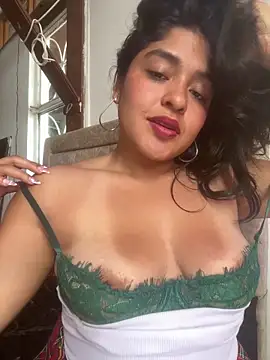 EmilyNoir1 online show from 06-20-26, 07:05
