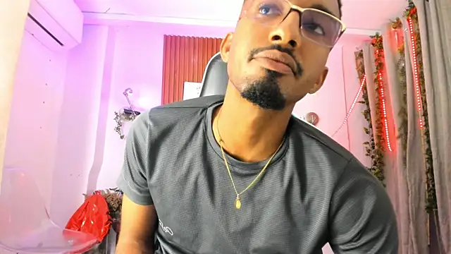 Darwin mayo online show from 10-28-25, 05:26