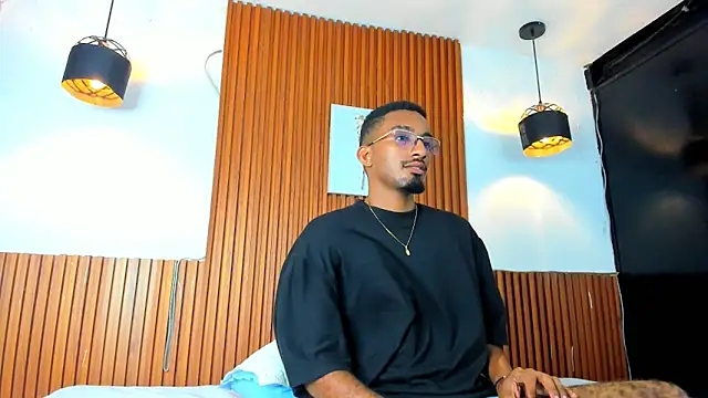 Darwin mayo online show from 10-30-25, 05:24