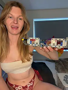 Lilly-Luscious online show from 05-13-26, 03:42