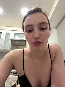 ZariaFlame online show from 11-06-25, 09:48