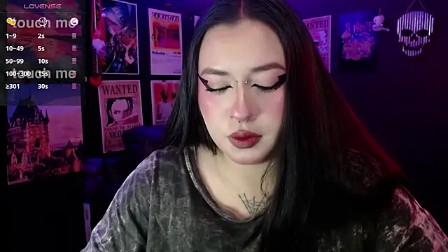 Snapshot of Ravendark_ chatting on 02-20-26, 07:47 Ravendark online show from 02-20-26, 07:47