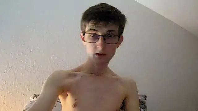 Snapshot of yourhengst chatting on 12-14-25, 06:34 yourhengst online show from 12-14-25, 06:34