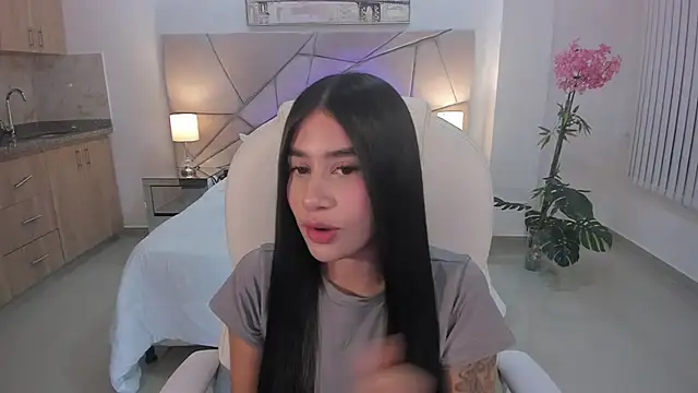 miranda crawfor online show from 03-11-26, 04:07