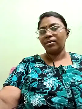 Snapshot of zara-mallus chatting on 09-25-25, 05:22 zara-mallus online show from 09-25-25, 05:22