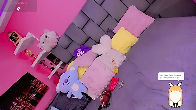 ShantyMillan online show from 10-27-25, 01:37