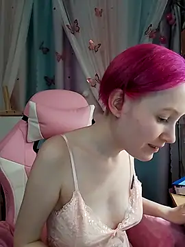 Fuzzy Unicorn online show from 11-25-25, 07:36