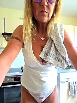 HotWifeLyn68 online show from 07-21-26, 01:57