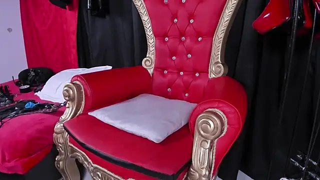 Snapshot of LiliThara chatting on 02-02-26, 06:45 LiliThara online show from 02-02-26, 06:45