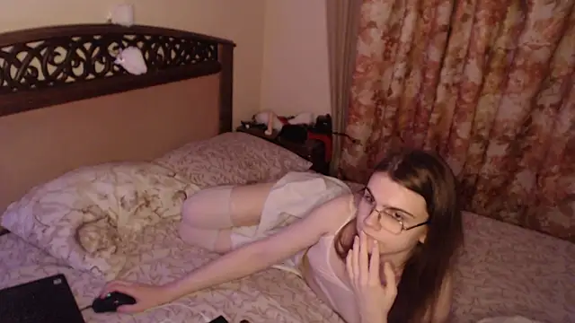 Snapshot of Peralez_F chatting on 04-30-26, 07:31 Peralez F online show from 04-30-26, 07:31