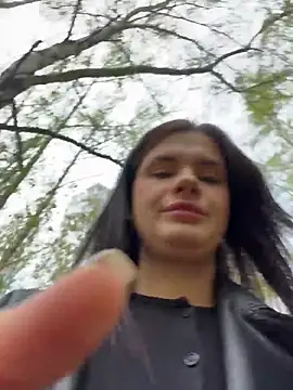Snapshot of MiraReach chatting on 05-10-26, 03:12 MiraReach online show from 05-10-26, 03:12