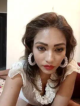 zoyarathore online show from 11-27-25, 04:20