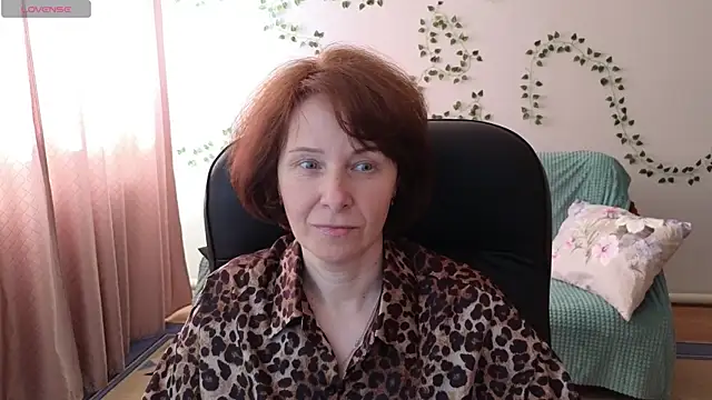 Lia Tito online show from 05-23-26, 05:56