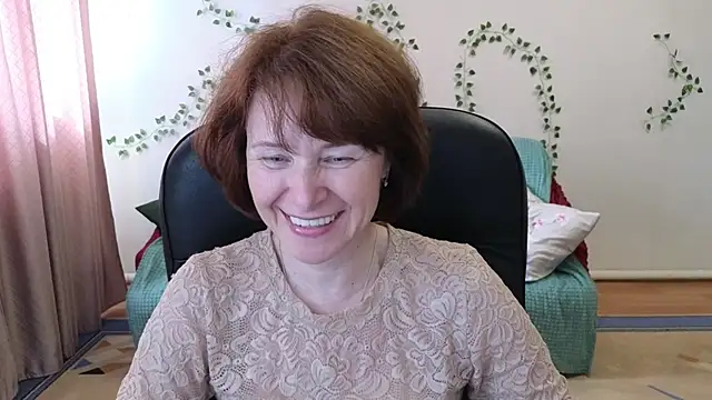 Lia Tito online show from 05-28-26, 06:21
