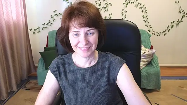 Lia Tito online show from 06-16-26, 12:41