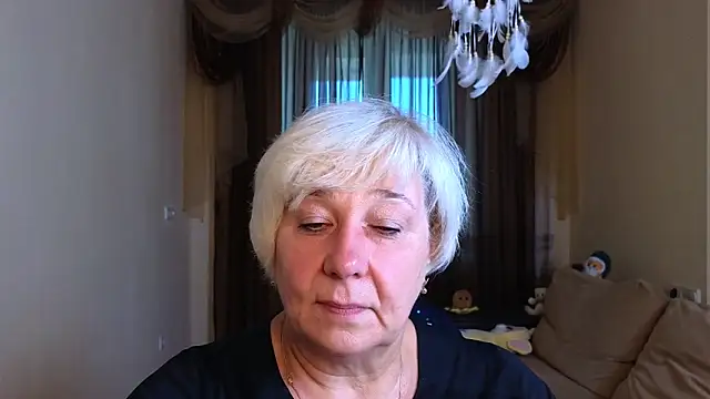Snapshot of Milana_Milky chatting on 10-03-25, 05:15 Milana Milky online show from 10-03-25, 05:15